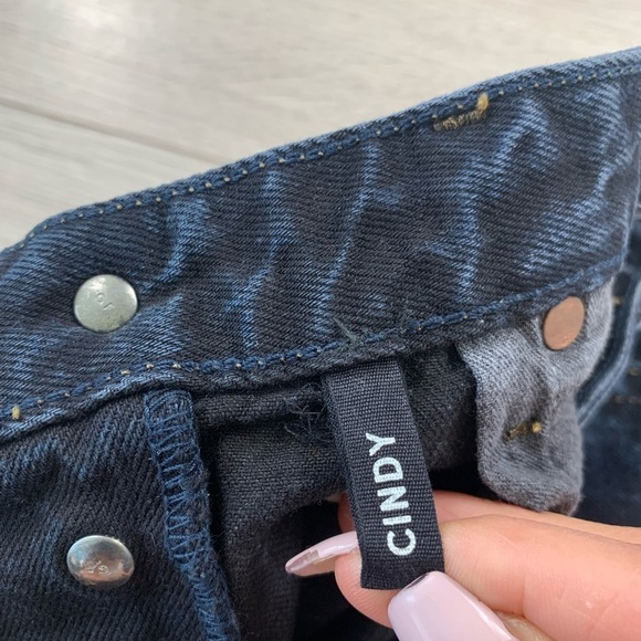 GRLFRND Cindy Clay Jean Shorts - Picture 9 of 15